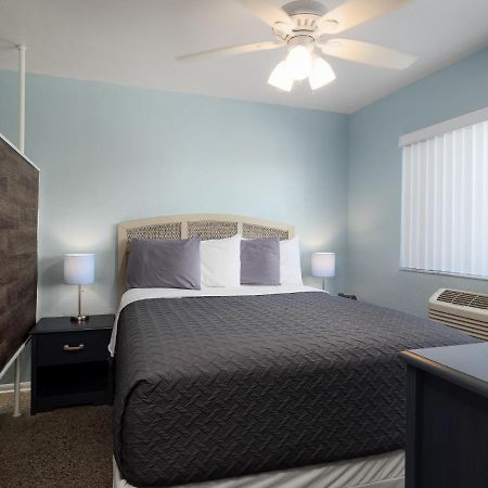 South Beach Inn - Cocoa Beach Bagian luar foto