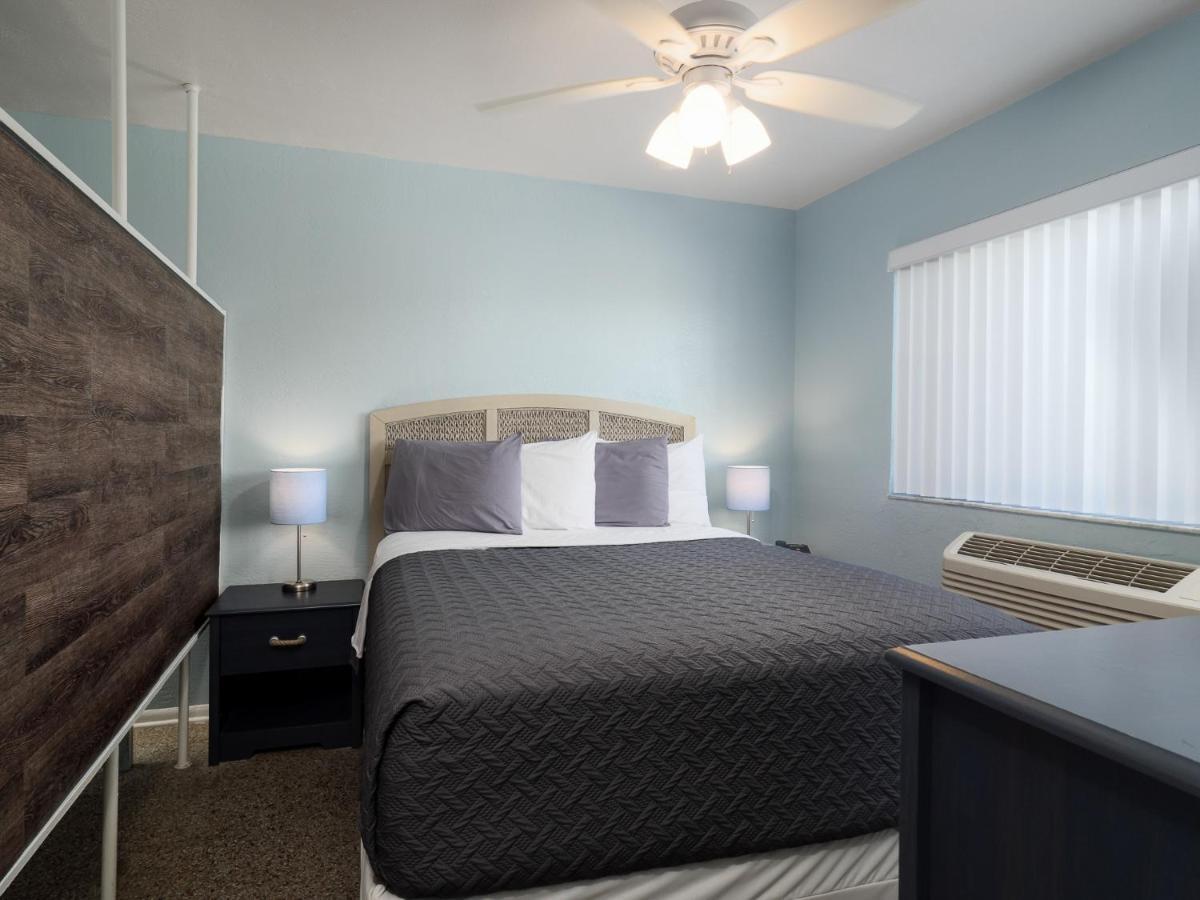 South Beach Inn - Cocoa Beach Bagian luar foto