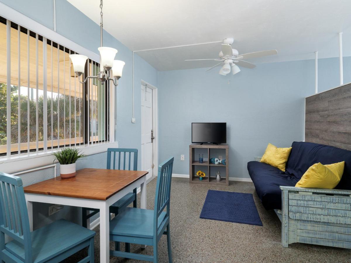 South Beach Inn - Cocoa Beach Bagian luar foto